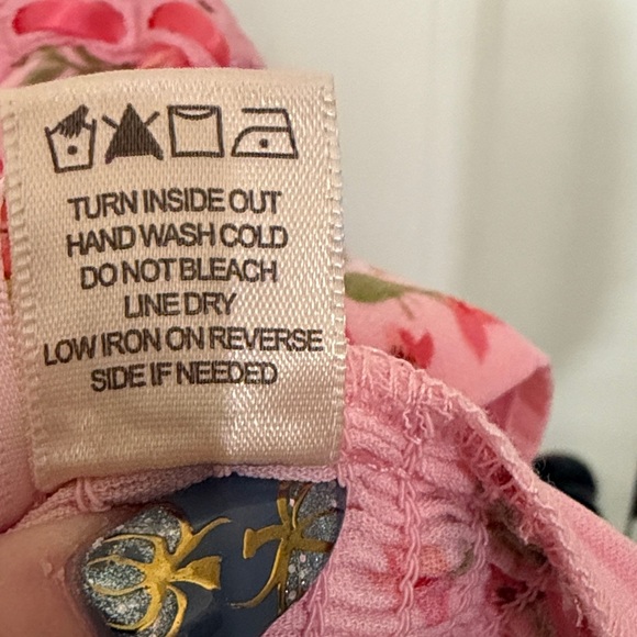 Floral Pink Crop Top with Lace Straps - Picture 4 of 6